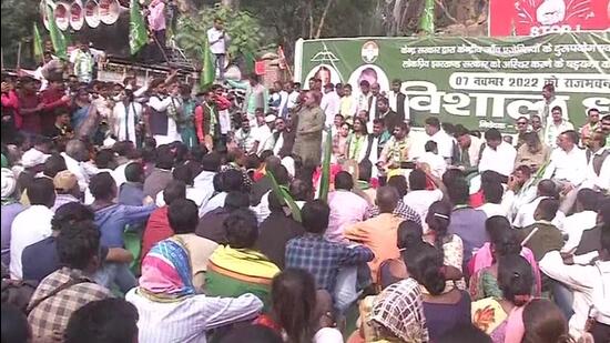 Party workers of the ruling coalition in Jharkhand on Monday staged a protest near Raj Bhavan, accusing the BJP at the Centre of using central agencies to bring down the state government. (Twitter/ANI)