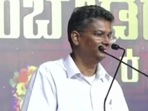 Karnataka Congress working president Satish Jarkiholi sparked a controvery by saying the word 'Hindu' comes from Persian language and has a shameful meaning. (ANI video grab))