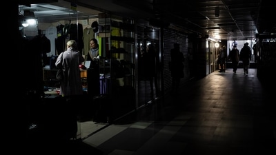 Russia-Ukraine War: Camping lights illuminate underground shops during a power outage in downtown Kyiv, Ukraine. (AP) Russia-Ukraine War: Camping lights illuminate underground shops during a power outage in downtown Kyiv, Ukraine. (AP)