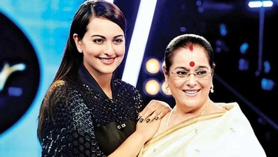 Sonakshi Sinha with her mom Poonam Sinha. Sonakshi Sinha with her mom Poonam Sinha.