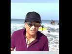 Sachin Tendulkar with local fishermen. Sachin Tendulkar with local fishermen.
