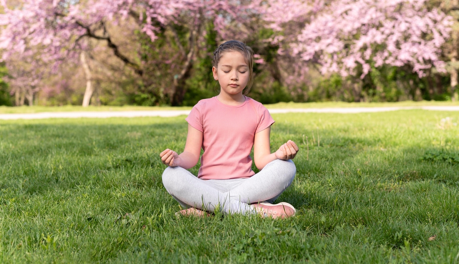 Easy Yoga Poses And Meditation Tips To Introduce The Habit To Your Kids 