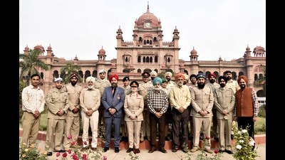 UK Defence Officials with KCGC honourray secretary Rajinder Mohan Singh Chhina, Chairman of Saragarhi Foundation Gurinder Pal Singh Josan and Principal Khalsa College Dr. Mehal Singh during a visit at Khalsa College, Amritsar on Wednesday. (Photo by /Hindustan Times) UK Defence Officials with KCGC honourray secretary Rajinder Mohan Singh Chhina, Chairman of Saragarhi Foundation Gurinder Pal Singh Josan and Principal Khalsa College Dr. Mehal Singh during a visit at Khalsa College, Amritsar on Wednesday. (Photo by /Hindustan Times)