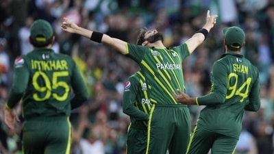 Pakistan's Shaheen Afridi celebrates the dismissal of New Zealand's Finn Allen during the T20 World Cup cricket semifinal between New Zealand and Pakistan in Sydney, Australia, Wednesday, Nov. 9, 2022. (AP Photo/Rick Rycroft) (AP) Pakistan's Shaheen Afridi celebrates the dismissal of New Zealand's Finn Allen during the T20 World Cup cricket semifinal between New Zealand and Pakistan in Sydney, Australia, Wednesday, Nov. 9, 2022. (AP Photo/Rick Rycroft) (AP)