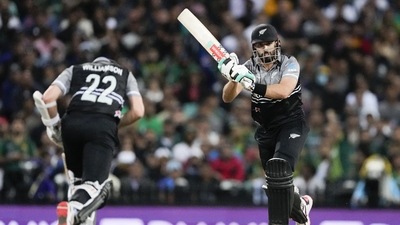 New Zealand's Daryl Mitchell bats during the T20 World Cup cricket semifinal between New Zealand and Pakistan in Sydney, Australia, Wednesday, Nov. 9, 2022. (AP Photo/Rick Rycroft) (AP) New Zealand's Daryl Mitchell bats during the T20 World Cup cricket semifinal between New Zealand and Pakistan in Sydney, Australia, Wednesday, Nov. 9, 2022. (AP Photo/Rick Rycroft) (AP)