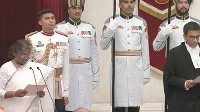 "In exercise of the power conferred by clause (2) of Article 124 of the Constitution of India, the President is pleased to appoint Dr Justice Dhananjaya Yashwant Chandrachud, Judge of the Supreme Court, as the Chief Justice of India, with effect from November 9, 2022," a press statement said. (PTI)