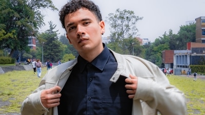 Bomber jacket for men look effortlessly cool and stylish. (Pexels) Bomber jacket for men look effortlessly cool and stylish. (Pexels)