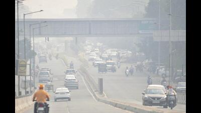 The Air Quality Index (AQI) of Khanna and Ludhiana turned ‘severe’ at 417 and 409, respectively, and ‘very poor’ in Amritsar at 333, Jalandhar at 334 and Patiala at 374. The Air Quality Index (AQI) of Khanna and Ludhiana turned ‘severe’ at 417 and 409, respectively, and ‘very poor’ in Amritsar at 333, Jalandhar at 334 and Patiala at 374.