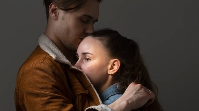 6 safe ways to support a partner who has trauma (gettyimages) 6 safe ways to support a partner who has trauma (gettyimages)