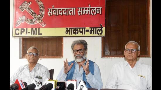 CPI-ML general secretary Dipankar Bhattacharya addresses a press conference in Patna on Wednesday. (Santosh Kumar/HT Photo)
