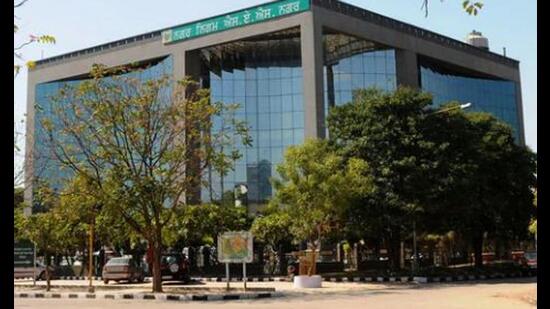 Mohali municipal corporation (MC) house will meet on Thursday after a hiatus of three months with several resolutions waiting for a passage. (Ht file photo)