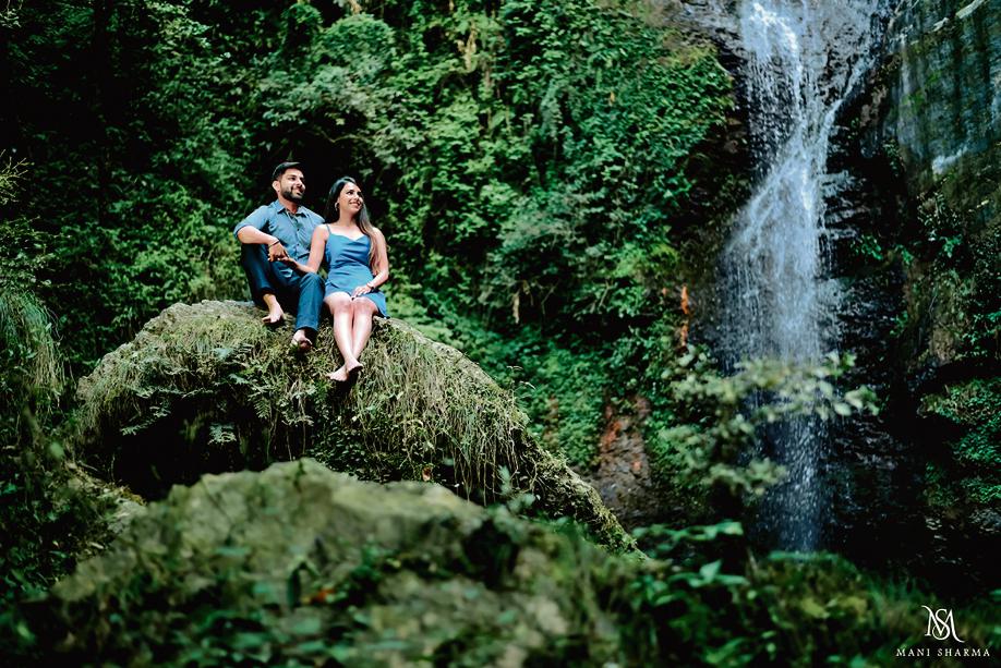 Many couples are preferring outdoor shoots or photo studios for a stellar pre-wedding photoshoot. (Photo: Mani Sharma Photografy) Many couples are preferring outdoor shoots or photo studios for a stellar pre-wedding photoshoot. (Photo: Mani Sharma Photografy)
