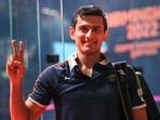 India's Saurav Ghosal flashes the victory sign during CWG 2022.(PTI) India's Saurav Ghosal flashes the victory sign during CWG 2022.(PTI)