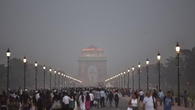 As Delhi's air quality improves, Centre's panel likely to review curbs on Friday As Delhi's air quality improves, Centre's panel likely to review curbs on Friday