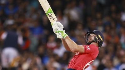 Buttler returned to the party towards the end, hitting the winning runs with a six. (AP) Buttler returned to the party towards the end, hitting the winning runs with a six. (AP)