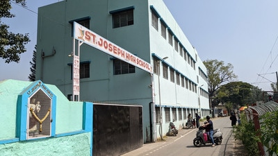 St Joseph high school at Ghorpadi. (Shankar Narayan/HT PHOTO) St Joseph high school at Ghorpadi. (Shankar Narayan/HT PHOTO)