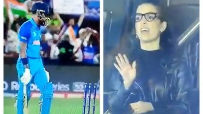 Hardik Pandya's wife Natasha could not believe after he was out hit-wicket Hardik Pandya's wife Natasha could not believe after he was out hit-wicket