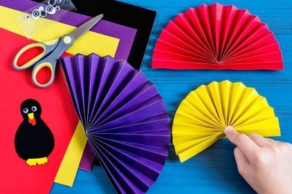 Origami fan (istockphoto) Origami fan (istockphoto)