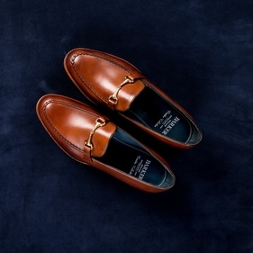 Loafers took over the footwear market this year, and things are about to level up even further in the upcoming one. (Unsplash)