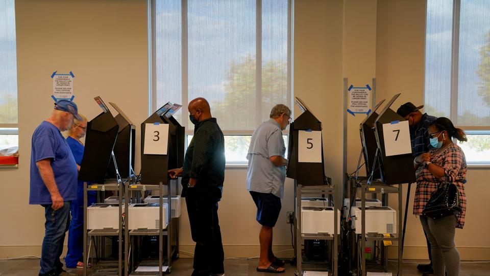 Voters also chose governors in 36 states, largely along expected lines with Democrats winning New York, Pennsylvania, Michigan, and Wisconsin, while Republicans held on to Georgia and Texas among other states. (REUTERS)