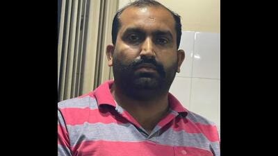 Dera Sacha Sauda follower Pardeep Singh, who was an accused in the Bargari sacrilege case, was shot dead by six assailants in Kotkapura town of Faridkot district on Thursday. (HT file photo) Dera Sacha Sauda follower Pardeep Singh, who was an accused in the Bargari sacrilege case, was shot dead by six assailants in Kotkapura town of Faridkot district on Thursday. (HT file photo)