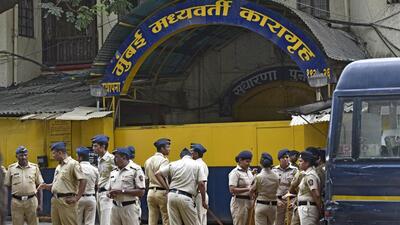 The Arthur Road Jail occupies 2 acres of land. (Vijayanand Gupta/HT Photo) The Arthur Road Jail occupies 2 acres of land. (Vijayanand Gupta/HT Photo)
