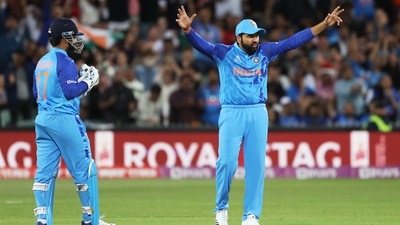 Indian skipper Rohit Sharma and teammate Rishabh Pant (ANI) Indian skipper Rohit Sharma and teammate Rishabh Pant (ANI)
