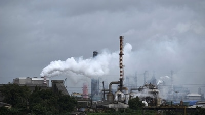 Earth's global surface temperature has increased by around 1.1 degree Celsius as compared to the average in the pre-industrial (1850–1900) levels. (File) (Representational Image) (AP) Earth's global surface temperature has increased by around 1.1 degree Celsius as compared to the average in the pre-industrial (1850–1900) levels. (File) (Representational Image) (AP)