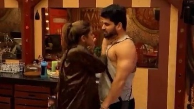 Archana Gautam tried to choke Shiv Thakare recently and was evicted from Bigg Boss 16. Archana Gautam tried to choke Shiv Thakare recently and was evicted from Bigg Boss 16.