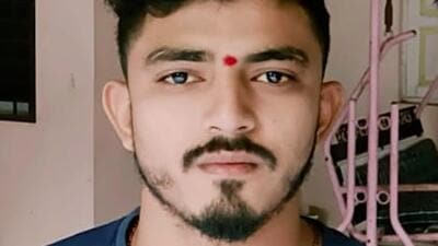 Mitesh Patil – who alerted about the bomb – said that as a native of that place, he felt it was his duty as a responsible citizen to alert someone about it. (HT PHOTO) Mitesh Patil – who alerted about the bomb – said that as a native of that place, he felt it was his duty as a responsible citizen to alert someone about it. (HT PHOTO)