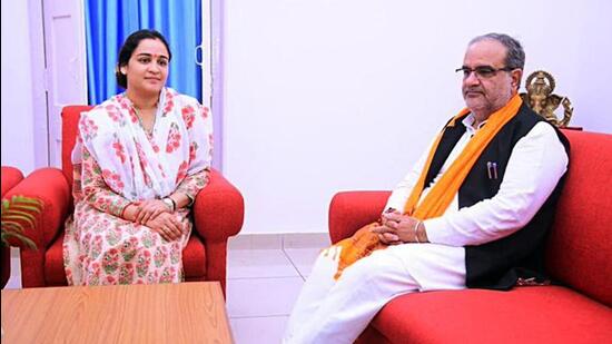 Aparna Yadav meets UP BJP chief Bhupendra Singh Chaudhary in Lucknow. (ANI PHOTO) Aparna Yadav meets UP BJP chief Bhupendra Singh Chaudhary in Lucknow. (ANI PHOTO)