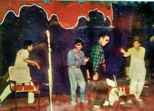 Aanand (in green shirt) in a play he directed and acted in during his engineering days Aanand (in green shirt) in a play he directed and acted in during his engineering days