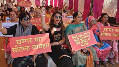 Residents of trans-Ghaggar sectors in Panchkula, who are on an indefinite strike against the dumping of garbage at Jhurriwala, located on the Panchkula-Yamunanagar Highway, stopped all trucks passing from the area on Saturday, the second day of their agitation. (SANT ARORA/HT) Residents of trans-Ghaggar sectors in Panchkula, who are on an indefinite strike against the dumping of garbage at Jhurriwala, located on the Panchkula-Yamunanagar Highway, stopped all trucks passing from the area on Saturday, the second day of their agitation. (SANT ARORA/HT)