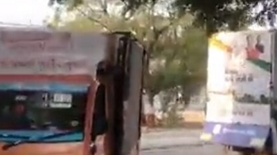 A screengrab from the viral video (twitter.com/@AamAadmiParty) A screengrab from the viral video (twitter.com/@AamAadmiParty)