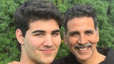 Akshay Kumar with his son Aarav. Akshay Kumar with his son Aarav.