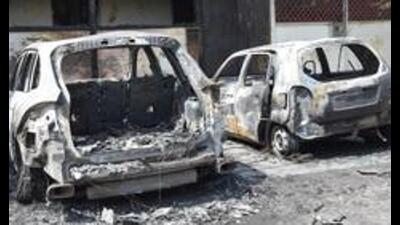 The fire spread and damaged two vehicles, a Honda WRV and a Maruti Celerio, that were parked in front of the shop and belonged to local residents. Fire tenders were called to douse the flames. (Representative Image/HT Photo) The fire spread and damaged two vehicles, a Honda WRV and a Maruti Celerio, that were parked in front of the shop and belonged to local residents. Fire tenders were called to douse the flames. (Representative Image/HT Photo)