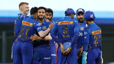 Mumbai Indians players in action during IPL 2022 (IPLT20.com) Mumbai Indians players in action during IPL 2022 (IPLT20.com)
