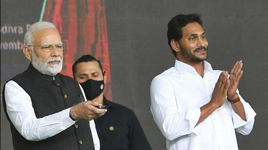 PM Modi lays stone for ₹10,500 cr projects in Vizag, says ‘India centre ...