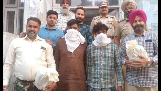 Police on Saturday busted a heroin smuggling racket being operated in Amritsar, Tarn Taran and Ferozepur districts with the arrest of a father-son duo.