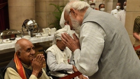 Prime Minister Narendra Modi with RL Kashyap. (File Photo)