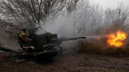 Russia-Ukraine War: Ukrainian servicemen fire a ZU-23-2 anti-aircraft automatic cannon at a frontline in the Kharkiv region.(AFP)
