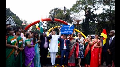Pune Bremen Friendship Square silver jubilee celebration at Aundh, on Sunday. (Rahul Raut/HT PHOTO) Pune Bremen Friendship Square silver jubilee celebration at Aundh, on Sunday. (Rahul Raut/HT PHOTO)