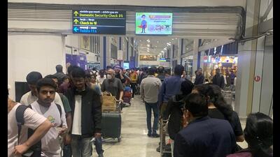 Long queue at the security check counters at Pune airport. (HT PHOTO) Long queue at the security check counters at Pune airport. (HT PHOTO)