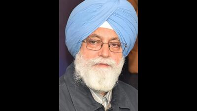 Punjab cabinet minister Inderbir Singh Nijjar said that boundary walls of parks and other facilities in Ludhiana will be repaired. (HT)