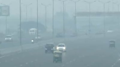 The visuals of the poor air quality shared by news agency ANI on Sunday morning show the thick layer of smog blanketing the national capital. The visuals of the poor air quality shared by news agency ANI on Sunday morning show the thick layer of smog blanketing the national capital.