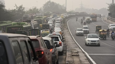 The curbs were imposed as part of anti-pollution measures under Stage 3 of the Graded Response Action Plan (Grap) imposed by the Commission for Air Quality Management (CAQM). (Burhaan Kinu/HT PHOTO) The curbs were imposed as part of anti-pollution measures under Stage 3 of the Graded Response Action Plan (Grap) imposed by the Commission for Air Quality Management (CAQM). (Burhaan Kinu/HT PHOTO)