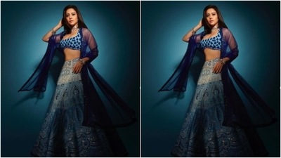 Styled by fashion stylist Nishi Jeswani, Nushrratt wore her tresses open in straight locks and decked up in nude eyeshadow, black eyeliner, black kohl, mascara-laden eyelashes, drawn eyebrows, contoured cheeks and a shade of nude lipstick. (Instagram/@nushrrattbharuccha) Styled by fashion stylist Nishi Jeswani, Nushrratt wore her tresses open in straight locks and decked up in nude eyeshadow, black eyeliner, black kohl, mascara-laden eyelashes, drawn eyebrows, contoured cheeks and a shade of nude lipstick. (Instagram/@nushrrattbharuccha)