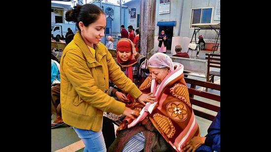 The Earth Saviours Foundation has 500 bed-ridden patients and as a result, their blanket consumption is high. The Earth Saviours Foundation has 500 bed-ridden patients and as a result, their blanket consumption is high.