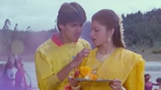 Salman Khan and Bhagyashree in a still from Maine Pyar Kiya.