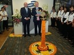 Chairman Mr. Ernesto Antolin, Chief Executive Office Mr. Ramón Sotomayor and the employees of Grupo Antolin India Chairman Mr. Ernesto Antolin, Chief Executive Office Mr. Ramón Sotomayor and the employees of Grupo Antolin India